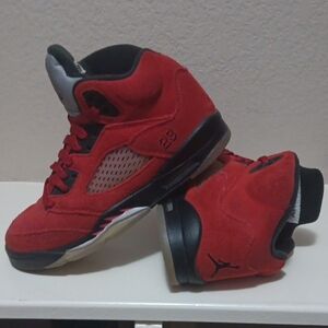 Jorand Retro 5 "Raging Bulls" Gradeschool